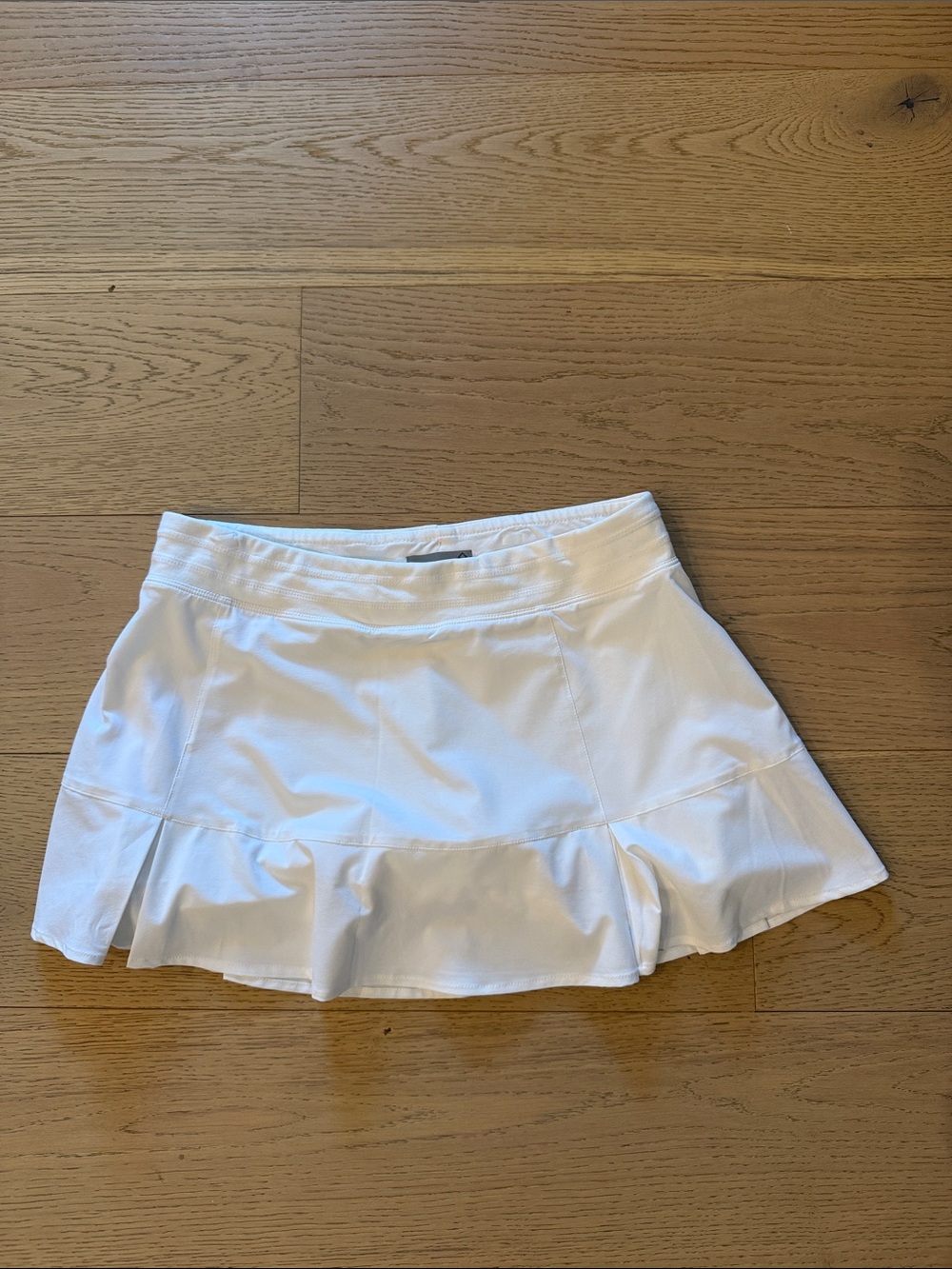 Tasc White Tennis Skirt